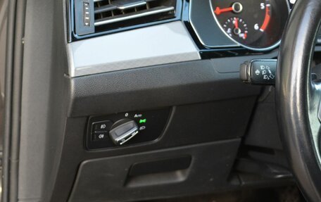 Volkswagen Passat B8 рестайлинг, 2019 год, 1 829 888 рублей, 15 фотография