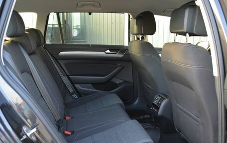 Volkswagen Passat B8 рестайлинг, 2019 год, 1 829 888 рублей, 23 фотография