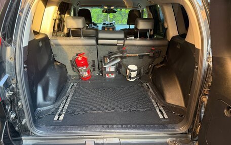 Toyota Land Cruiser Prado 150 рестайлинг 2, 2017 год, 4 200 000 рублей, 12 фотография