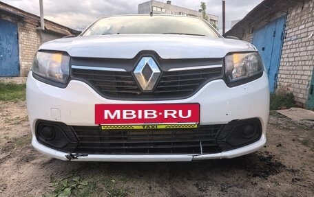 Renault Logan II, 2015 год, 200 000 рублей, 5 фотография