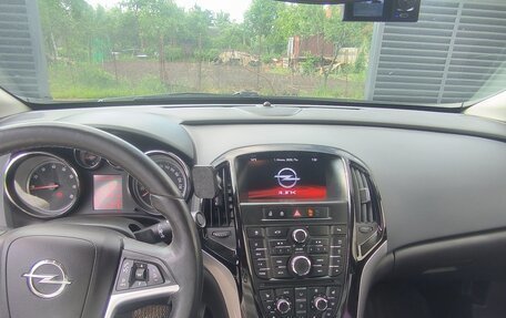 Opel Astra J, 2014 год, 915 000 рублей, 7 фотография