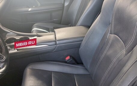 Lexus RX IV рестайлинг, 2020 год, 4 980 000 рублей, 3 фотография