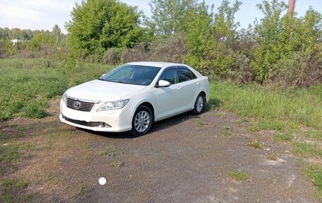 Toyota Camry, 2014 год, 1 950 000 рублей, 8 фотография