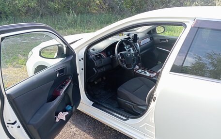 Toyota Camry, 2014 год, 1 950 000 рублей, 9 фотография