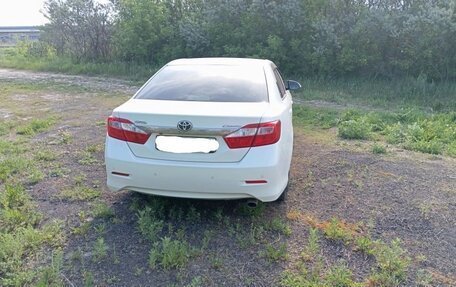 Toyota Camry, 2014 год, 1 950 000 рублей, 5 фотография
