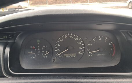 Toyota Camry, 2000 год, 599 999 рублей, 11 фотография