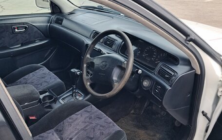 Toyota Camry, 2000 год, 599 999 рублей, 9 фотография