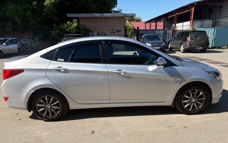 Hyundai Solaris II рестайлинг, 2014 год, 1 200 000 рублей, 3 фотография