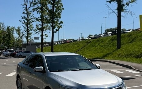 Toyota Camry, 2015 год, 1 970 000 рублей, 5 фотография