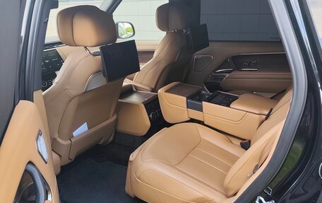Land Rover Range Rover IV рестайлинг, 2023 год, 18 000 000 рублей, 10 фотография