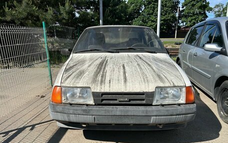 ИЖ 2126 «Ода», 2000 год, 45 000 рублей, 3 фотография