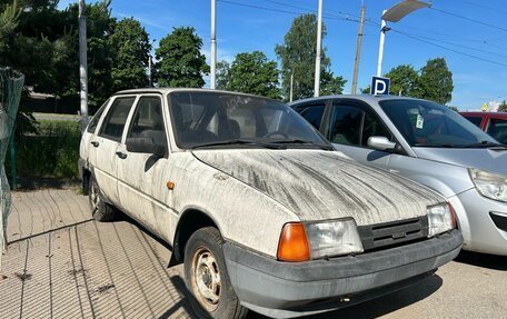 ИЖ 2126 «Ода», 2000 год, 45 000 рублей, 2 фотография
