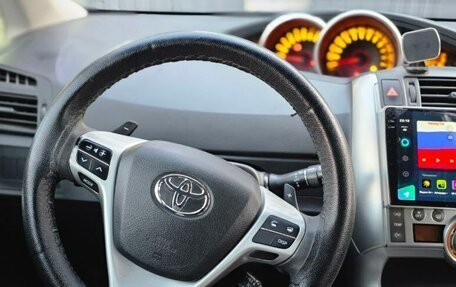 Toyota Verso I, 2011 год, 1 250 000 рублей, 5 фотография