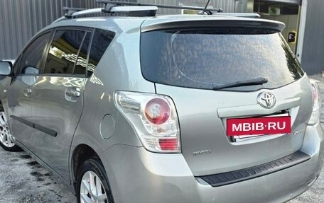 Toyota Verso I, 2011 год, 1 250 000 рублей, 8 фотография