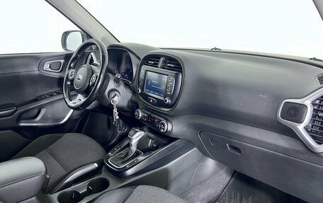 KIA Soul III, 2020 год, 1 495 000 рублей, 9 фотография