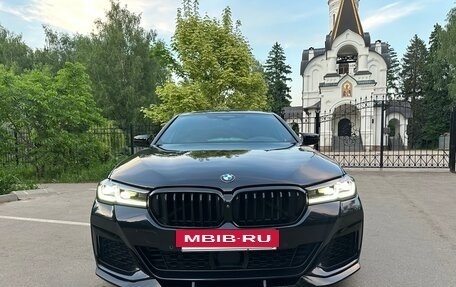 BMW 5 серия, 2020 год, 5 320 000 рублей, 10 фотография