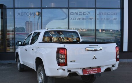 Mitsubishi L200 IV рестайлинг, 2021 год, 2 185 000 рублей, 7 фотография
