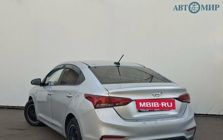 Hyundai Solaris II рестайлинг, 2017 год, 975 000 рублей, 7 фотография