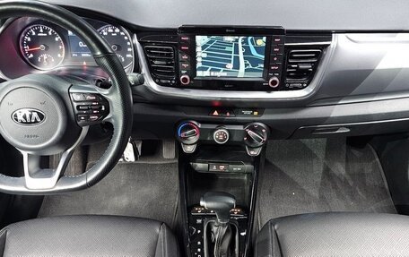 KIA Stonic, 2018 год, 1 070 123 рублей, 5 фотография