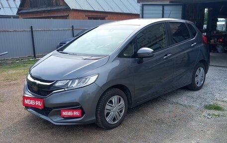 Honda Fit III, 2019 год, 1 050 000 рублей, 3 фотография