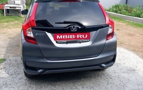 Honda Fit III, 2019 год, 1 050 000 рублей, 5 фотография