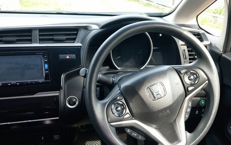 Honda Fit III, 2019 год, 1 050 000 рублей, 19 фотография