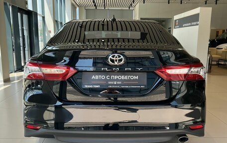 Toyota Camry, 2018 год, 2 550 000 рублей, 5 фотография