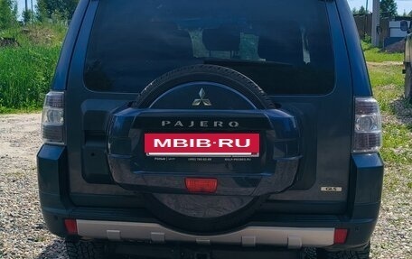 Mitsubishi Pajero IV, 2008 год, 1 410 000 рублей, 5 фотография