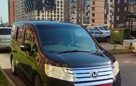 Honda Stepwgn IV, 2012 год, 1 300 000 рублей, 2 фотография