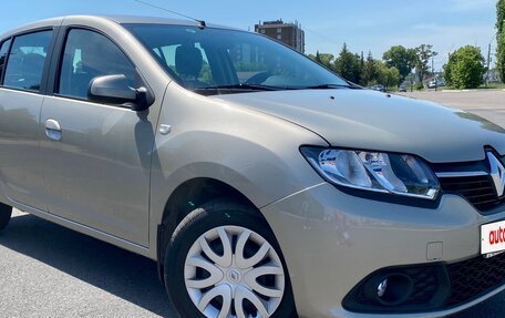 Renault Sandero II рестайлинг, 2014 год, 960 000 рублей, 2 фотография