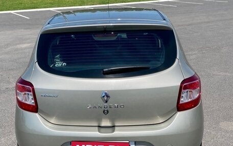 Renault Sandero II рестайлинг, 2014 год, 960 000 рублей, 9 фотография