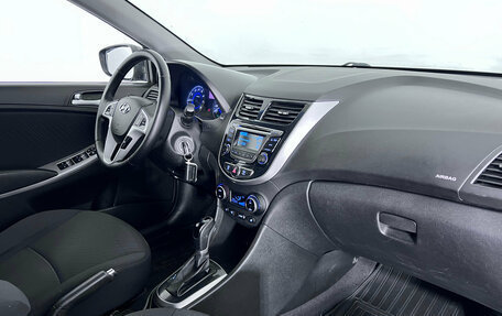 Hyundai Solaris II рестайлинг, 2016 год, 1 100 000 рублей, 8 фотография