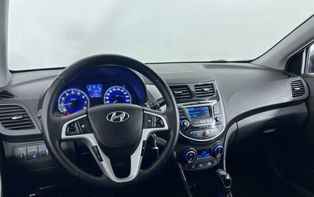 Hyundai Solaris II рестайлинг, 2016 год, 1 100 000 рублей, 11 фотография
