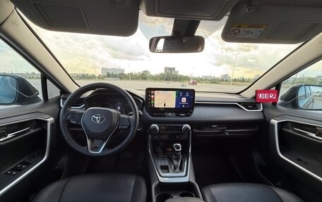Toyota RAV4, 2020 год, 2 930 000 рублей, 14 фотография