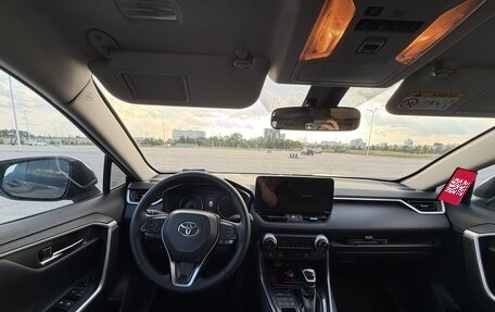 Toyota RAV4, 2020 год, 2 930 000 рублей, 13 фотография