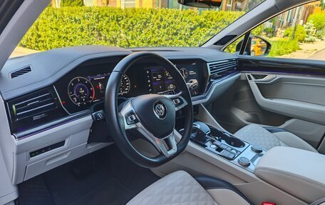 Volkswagen Touareg III, 2020 год, 8 000 000 рублей, 8 фотография