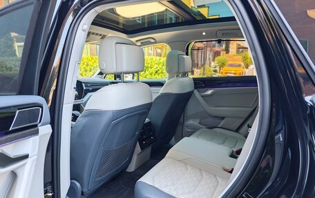 Volkswagen Touareg III, 2020 год, 8 000 000 рублей, 25 фотография