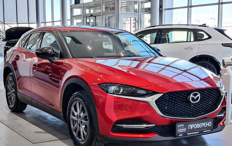 Mazda CX-4, 2022 год, 2 770 000 рублей, 3 фотография