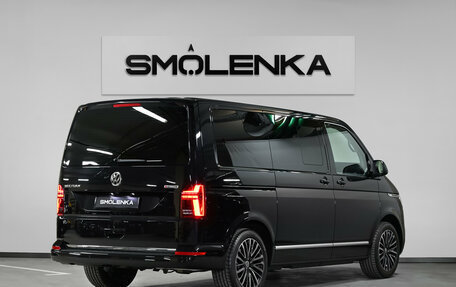 Volkswagen Multivan T6 рестайлинг, 2024 год, 17 500 000 рублей, 2 фотография