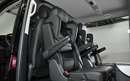Volkswagen Multivan T6 рестайлинг, 2024 год, 17 500 000 рублей, 13 фотография