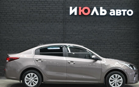 KIA Rio IV, 2019 год, 1 670 000 рублей, 9 фотография