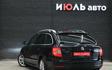 Skoda Superb III рестайлинг, 2012 год, 1 000 000 рублей, 4 фотография