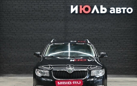 Skoda Superb III рестайлинг, 2012 год, 1 000 000 рублей, 2 фотография