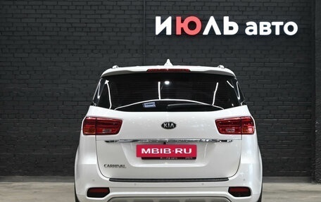 KIA Carnival III, 2020 год, 2 815 000 рублей, 5 фотография