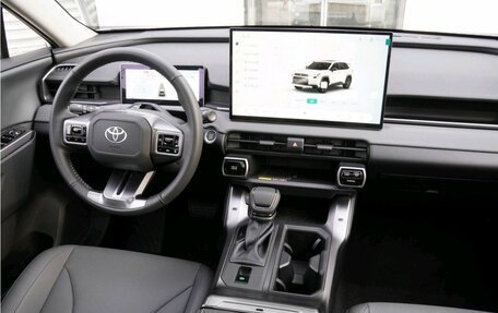 Toyota RAV4, 2026 год, 3 950 000 рублей, 8 фотография
