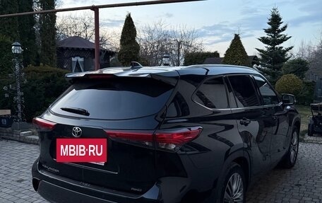 Toyota Highlander, 2021 год, 4 900 000 рублей, 8 фотография