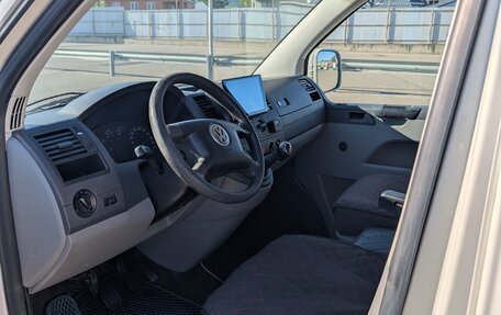 Volkswagen Transporter T5 рестайлинг, 2007 год, 1 300 000 рублей, 11 фотография