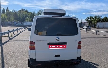 Volkswagen Transporter T5 рестайлинг, 2007 год, 1 300 000 рублей, 16 фотография