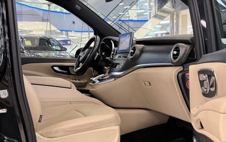 Mercedes-Benz V-Класс, 2018 год, 5 145 000 рублей, 21 фотография
