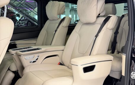 Mercedes-Benz V-Класс, 2018 год, 5 145 000 рублей, 28 фотография